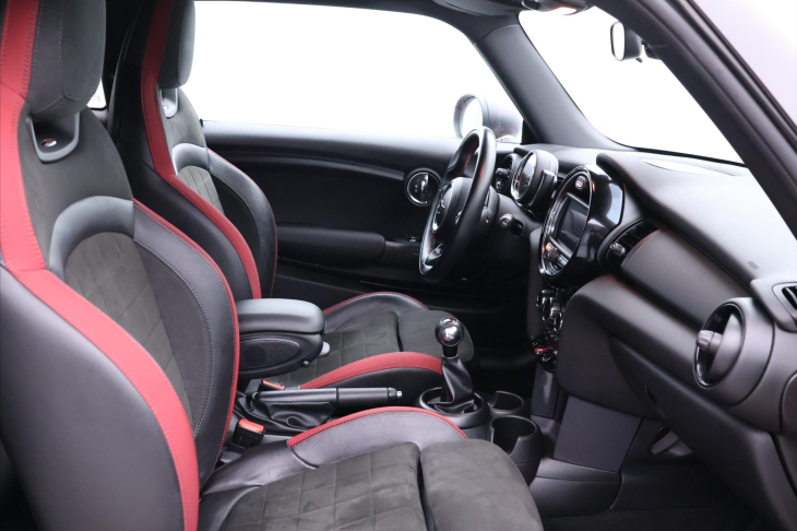 Mini One 1,5 i 75kW JCW Kůže 1.Maj.