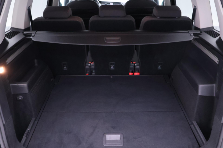 Volkswagen Touran 2,0 TDI 110kW Sound LED DPH