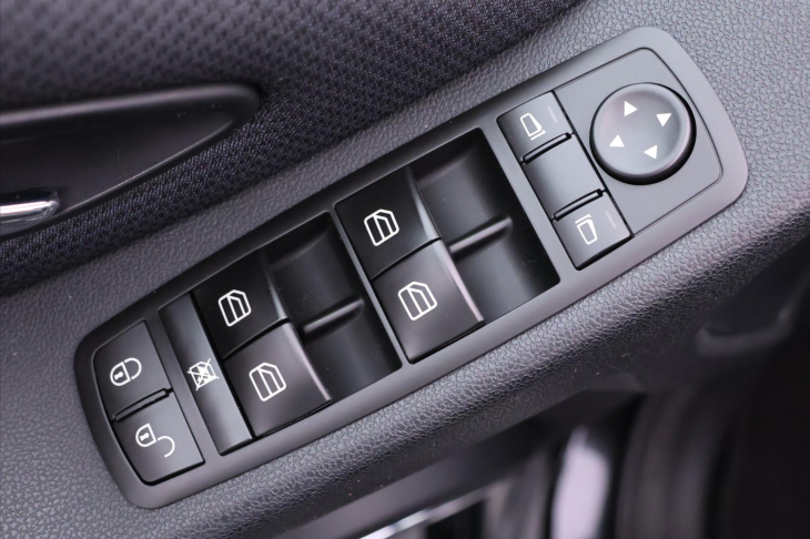 Mercedes-Benz Třídy B 1,5 150 70kW Klima