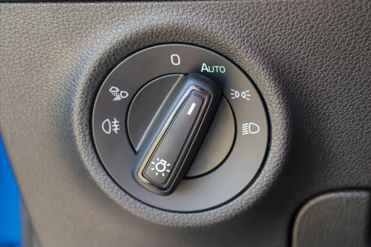 Škoda Karoq 2,0 TDI 4x4 DSG Sportline CZ