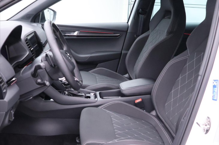 Škoda Karoq 2,0 TDI DSG 4x4 Sportline DPH