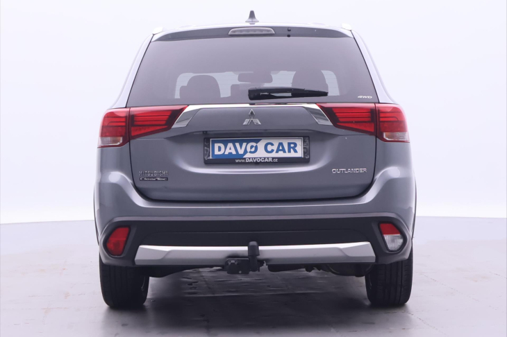 Mitsubishi Outlander 2,0 Mivec Intense CVT 4WD