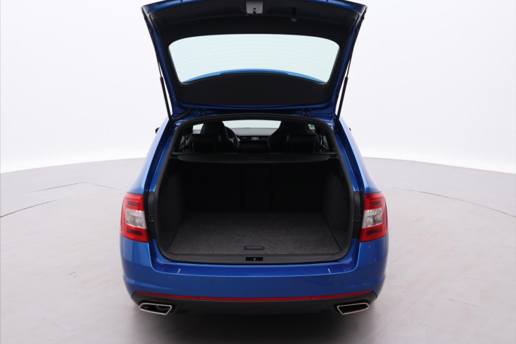 Škoda Octavia 2,0 TDI 135kW RS CR Aut.klima