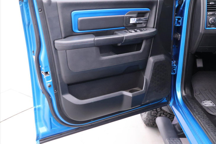 RAM 1500 5,7 Laramite 295kW 4x4 Quad Cab