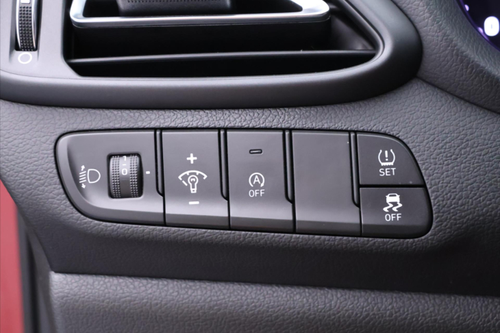 Hyundai i30 1,0 T-GDI Automat CZ Smart DPH