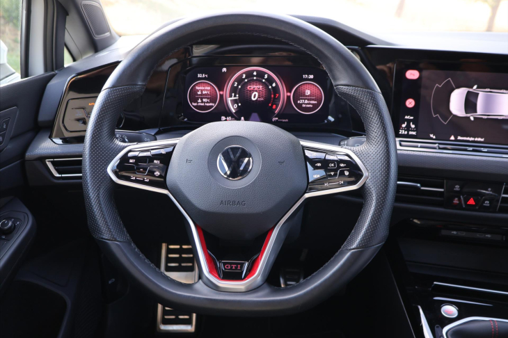 Volkswagen Golf 2,0 TSI GTI 180kW Virtual DPH