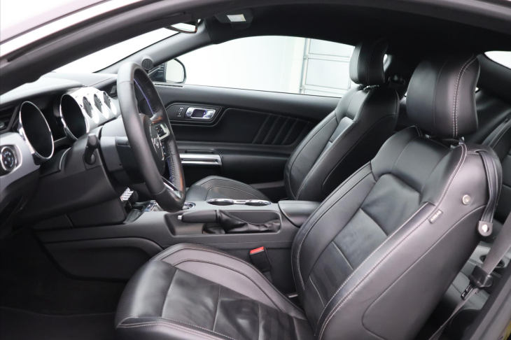 Ford Mustang 2,3 Ecoboost 233kW Manuál CZ
