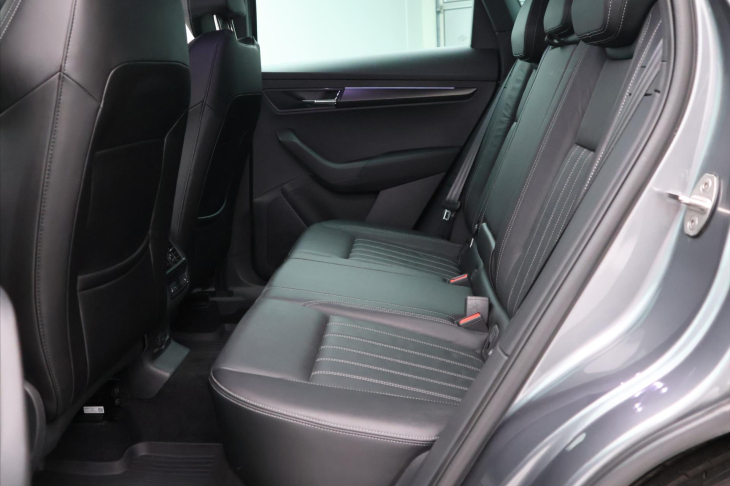 Škoda Karoq 2,0 TSI 140kW Sportline DSG 4x4 CZ DPH