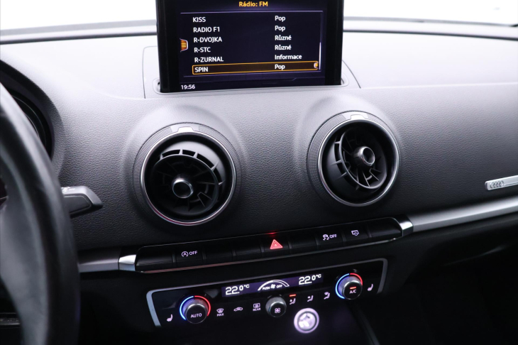 Audi A3 1,0 TFSI Aut.klima Navi Xenon