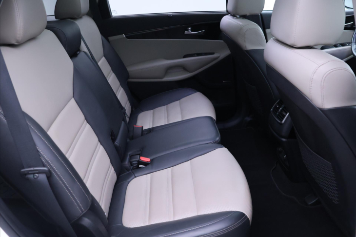 Kia Sorento 2,2 CRDi 147kW 4x4 Premium Záruka