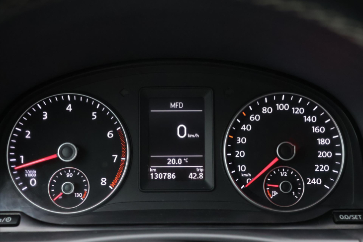 Volkswagen Touran 1,2 TSI Cup 7-Míst Serv.kniha