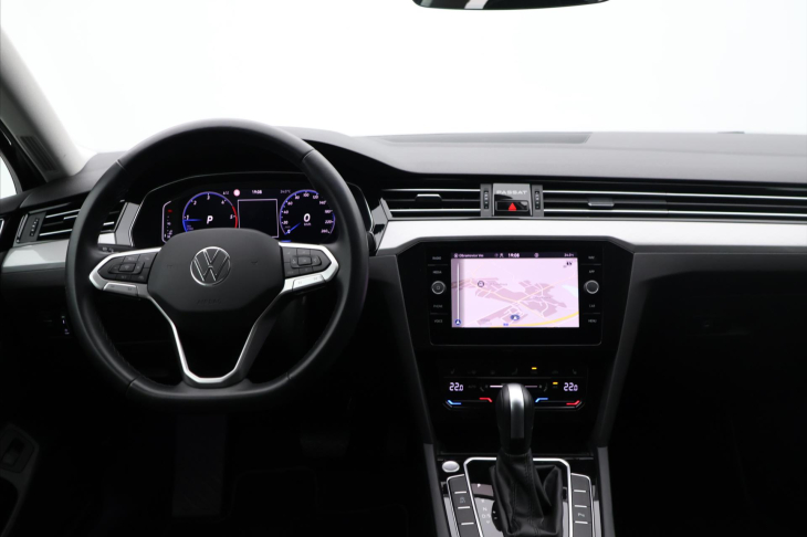 Volkswagen Passat 2,0 TDI 110kW DSG Virtual DPH