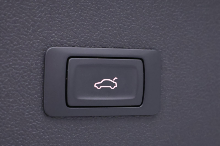 Audi A4 3,0 TDI 180kW S-Line quattro