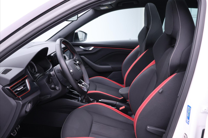 Škoda Kamiq 1,5 TSI 110kW Monte Carlo Pano