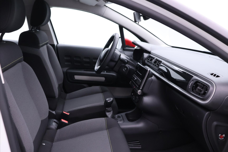 Citroën C3 1,2 PT 82k CZ Shine Serv.Kniha