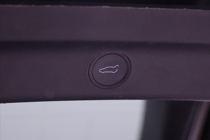 Tesla Model Y Long Range AWD 75kWh SoH 90%