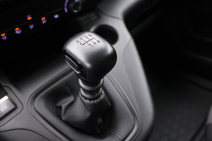 Peugeot Partner 1,5 HDI 75 kW Klima DPH CZ 1.Maj.