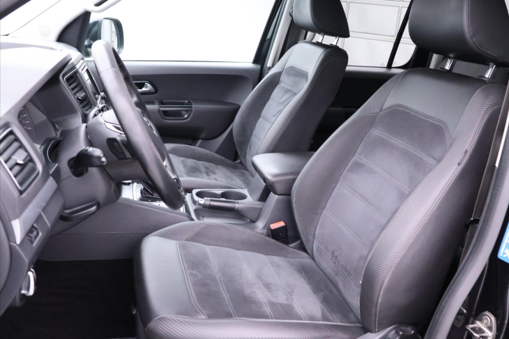 Volkswagen Amarok 3,0 TDI V6 Highline DPH Navi