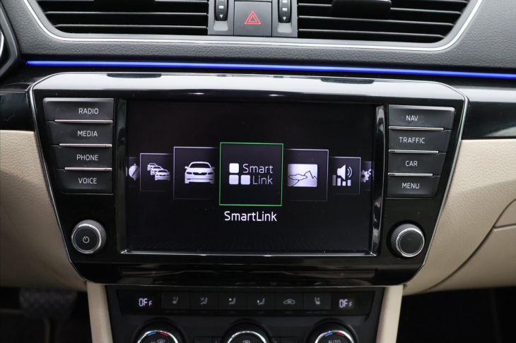 Škoda Superb 1,8 TSI 132kW DSG CZ L&K
