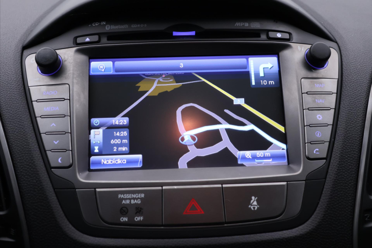 Hyundai ix35 2,0 GDI 122kW 4x4 Trikolor CZ DPH