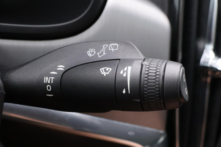 Volvo V90 2,0 T5 184kW Momentum CZ DPH