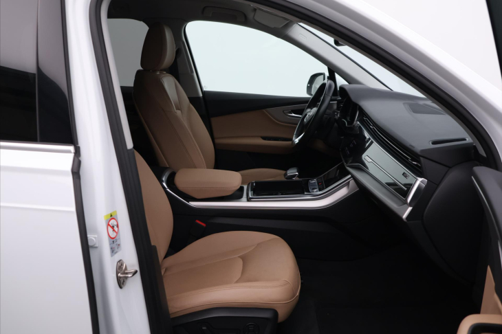 Audi Q7 3,0 TDI 210kW Qattro CZ DPH