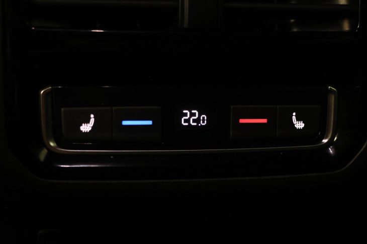 Volkswagen Arteon Shooting Brake 2,0 TDI R-line DSG CZ DPH