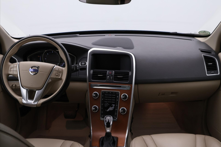 Volvo XC60 2,4 D5 169kW CZ Inscription