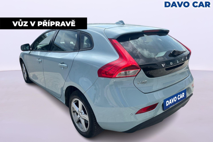 Volvo V40 2,0 D2 Automat Kinatic Kůže