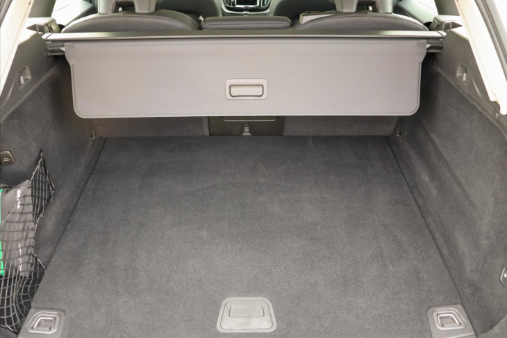 Volvo XC60 2,0 B5 183kW AWD Summum DPH