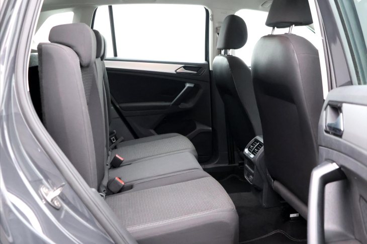 Volkswagen Tiguan 1.4 TSI 110kW LED Navi 1.Maj.