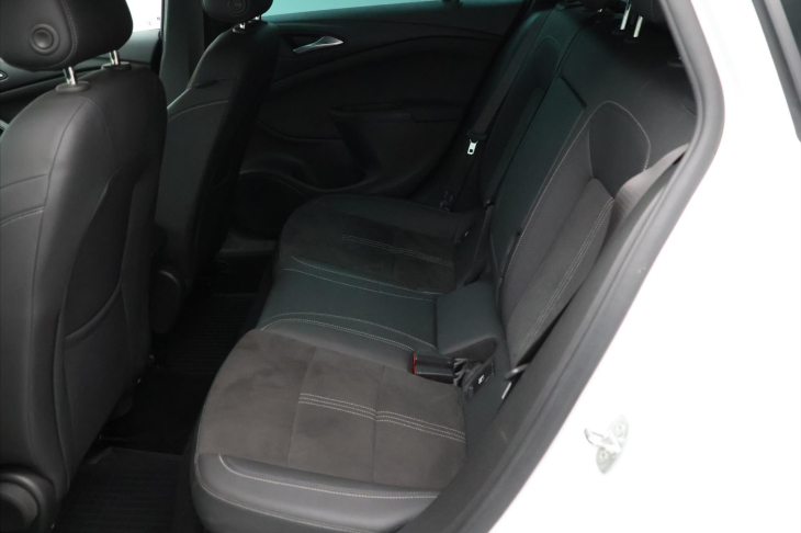Opel Astra 1,5 CDTi 90kW Aut. Kůže CZ ST