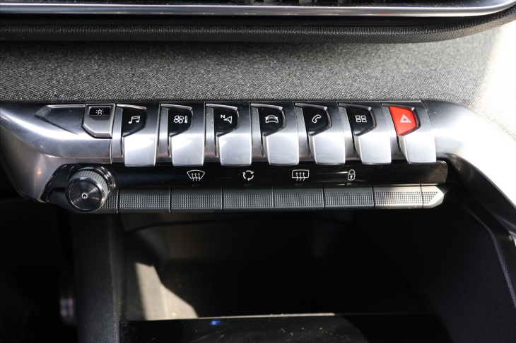 Peugeot 5008 1,2 PT 96kW GT-Line 7-Míst