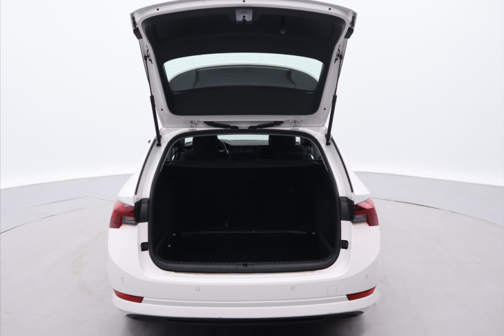 Škoda Octavia 2.0 TDI 85kW DSG Style CZ