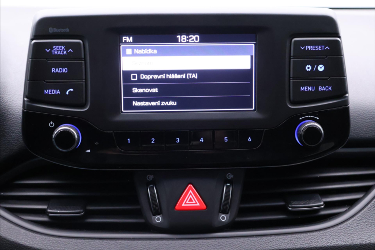 Hyundai i30 1,6 CDRi 81kW CZ Klima Tažné