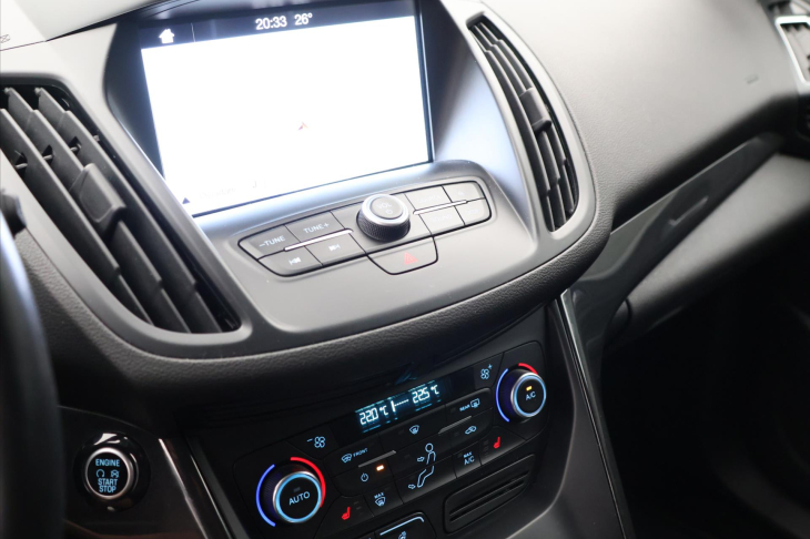 Ford Kuga 1,5 TDCI 88kW CZ Titanium DPH
