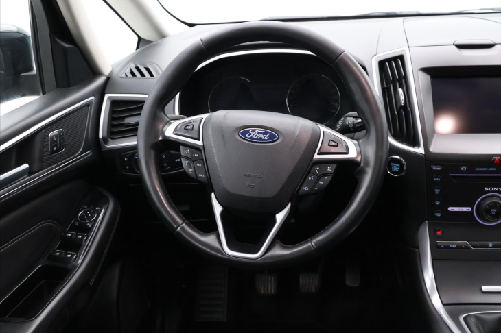 Ford S-MAX 2.0 TDCI 110kW Titanium 7-Míst