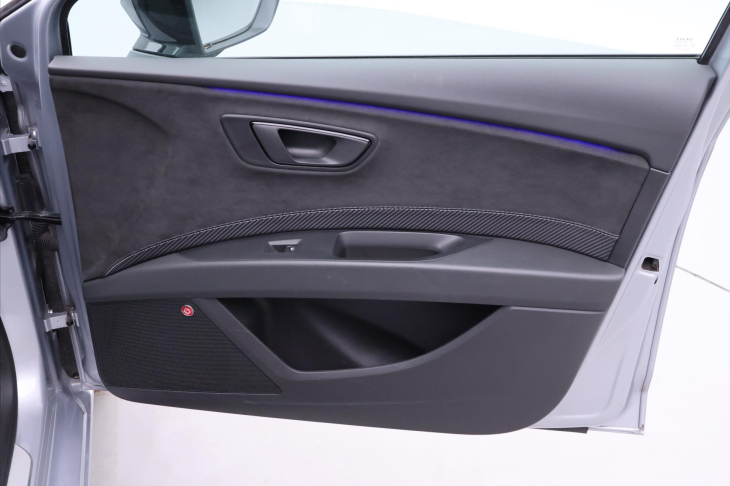 Seat Leon 2,0 TSI 221kW Cupra 4Drive