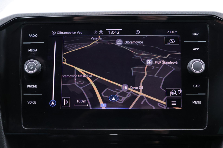 Volkswagen Passat 2,0 TDI DSG Business 1.Maj DPH