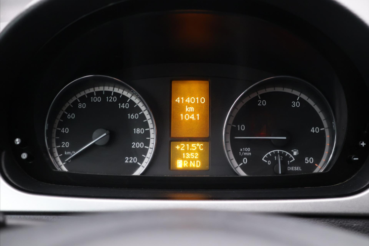 Mercedes-Benz Vito 3,0 165 kW, 6 míst, Automat