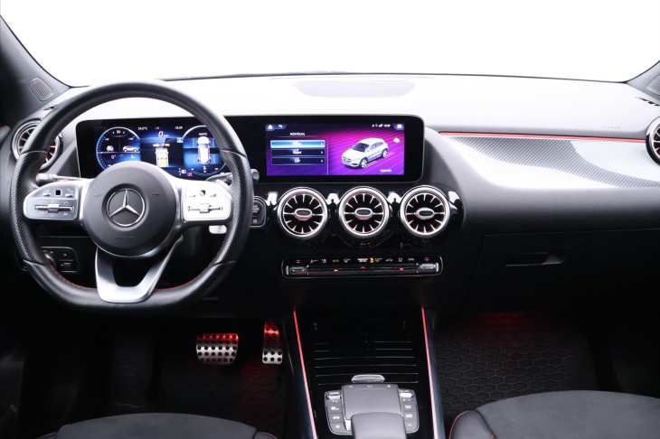 Mercedes-Benz GLA 2,0 220d 140kW 4Matic CZ LED