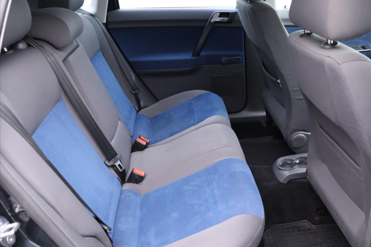 Volkswagen Polo 1,2 i Comfort Klima STK 01/27