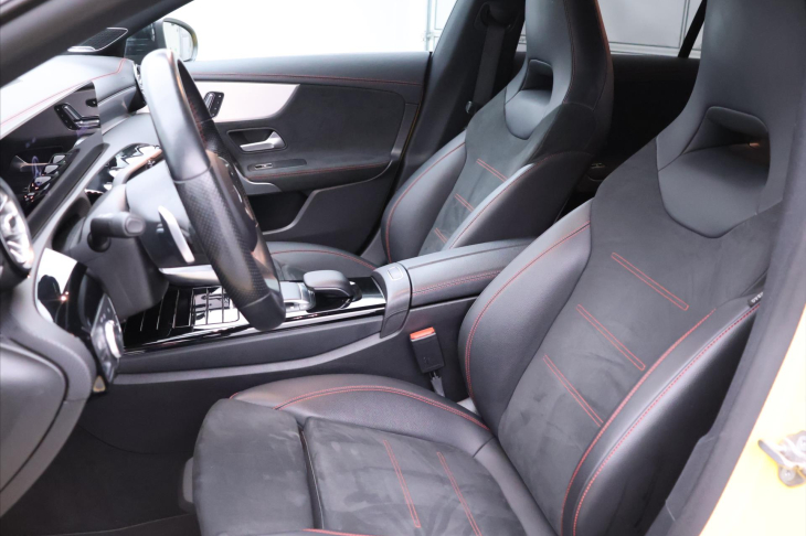 Mercedes-Benz CLA 2,0 220d 140kW AMG CZ DPH