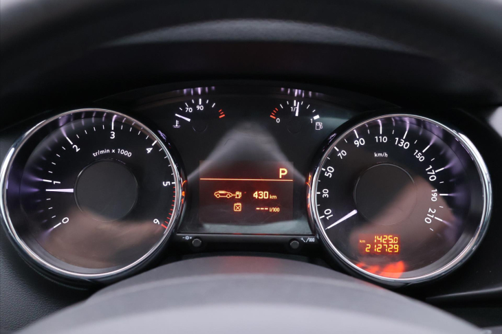 Peugeot 3008 2,0 HDI 120kW Aut. Allure Navi