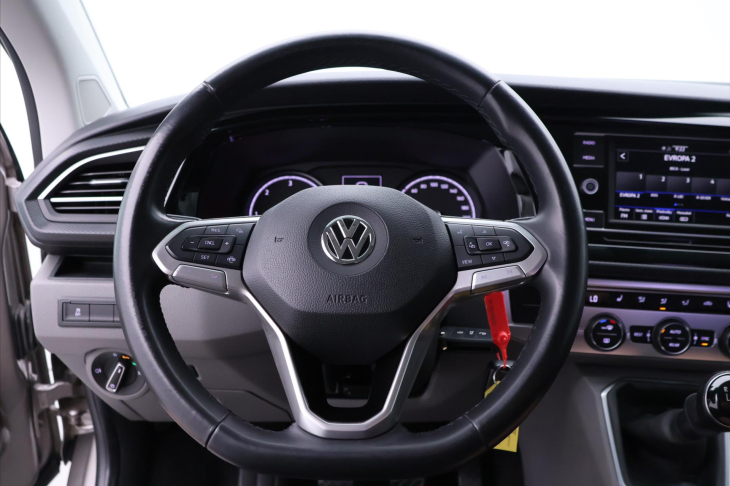 Volkswagen Caravelle 2,0 TDI 110kW CZ Tažné