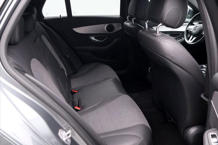 Mercedes-Benz Třídy C 2,0 220d Aut. Avantgarde