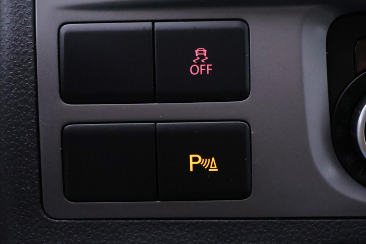 Volkswagen Caravelle 2,0 TDI 103kW DSG 8-Míst Tažné