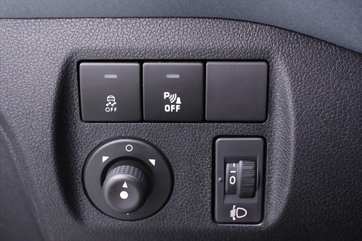 Peugeot Partner 1,6 HDI 68kW Tepee CZ 1.Maj.