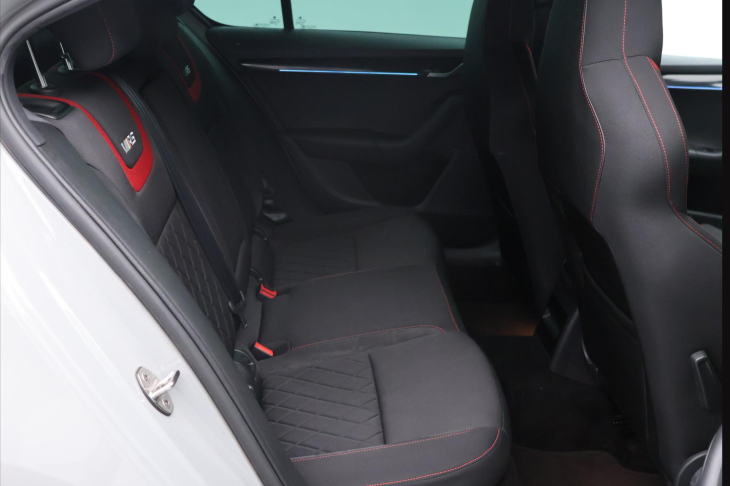 Škoda Octavia 2,0 TSi 180kW DSG RS CZ