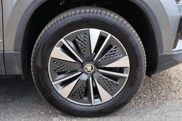 Škoda Karoq 2.0 TDI 110kW DSG 4x4 Ambition